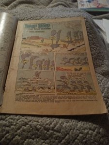 BEEP BEEP THE ROAD RUNNER DELL #2 FOUR COLOR 1008 Comics SILVER AGE CARTOON KEY