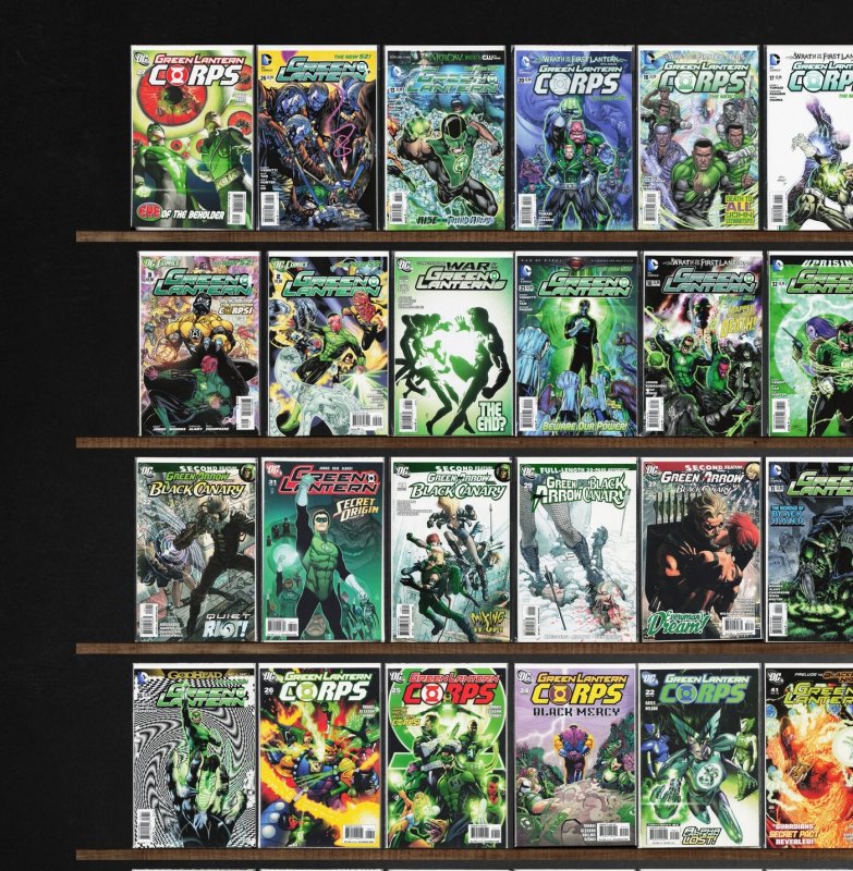 Huge Lot 140+ Comics with Green Lantern, Green Lantern Corps, Gen 13 & More!