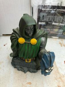 DOCTOR DOOM Resin Bust Diamond Select Toys Fantastic Four #2568/5000 with COA