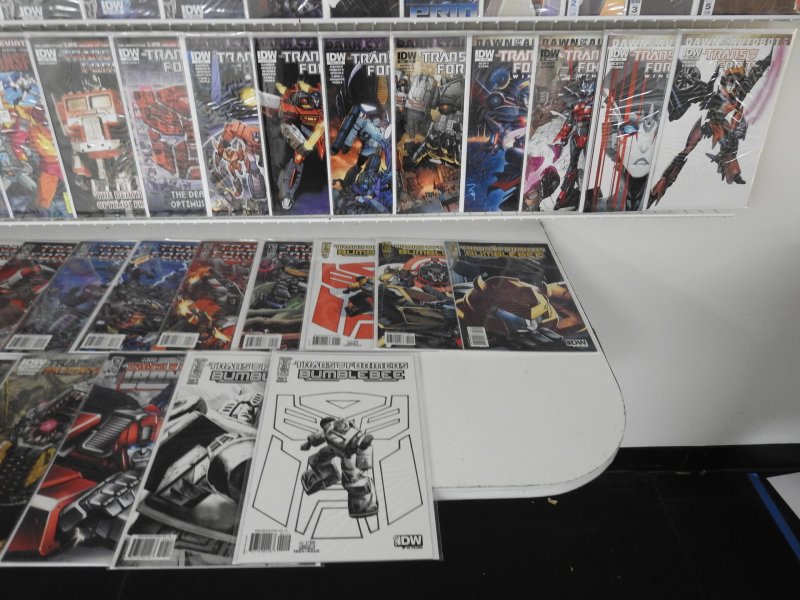 Huge Lot 150+ Comics ALL IDW TRANSFORMERS COMICS!!!!! Awesome NM- Avg Condition!