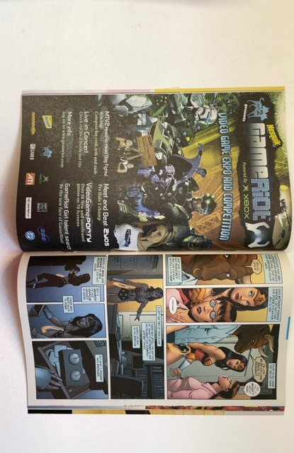 Wonder Woman #220 (2005)