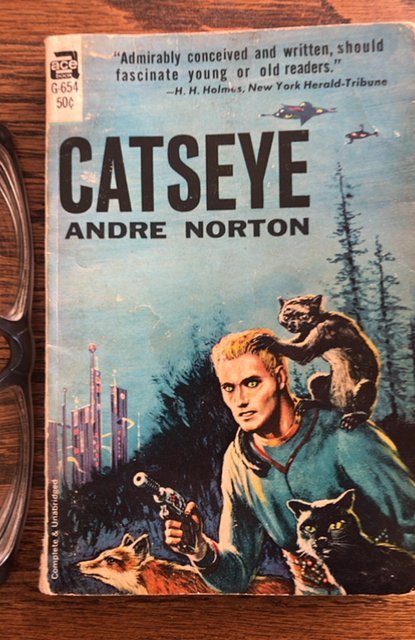 Catseye,1961,Norton,176p… that’s a cool cover!!