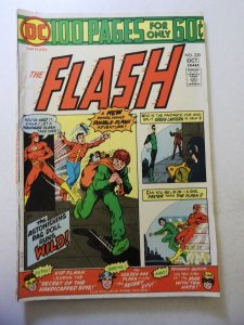 The Flash #229 (1974) VG+ Condition rusty staples