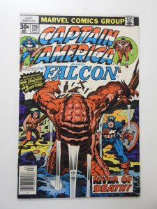 Captain America #208 (1977) FN/VF Condition!