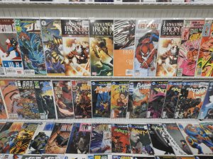 Huge Lot 140+ Comics W/ X-Men, Avengers, Batman, +More AVG VF-