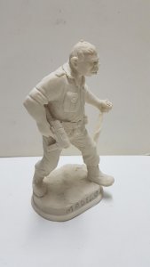 Figura Resina El Sargento Gorila (figura a pintar por el comprador, rota dela...