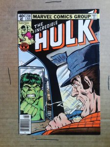 The Incredible Hulk #238 (1979) VF- condition