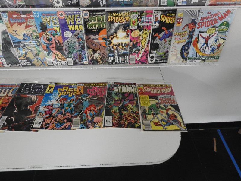 Huge Lot 130+ Comics W/ Batman, Crisis, Green Lantern, +More! Avg VF Cond!