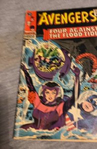 The Avengers #27 Regular Edition (1966) Scarlett witch