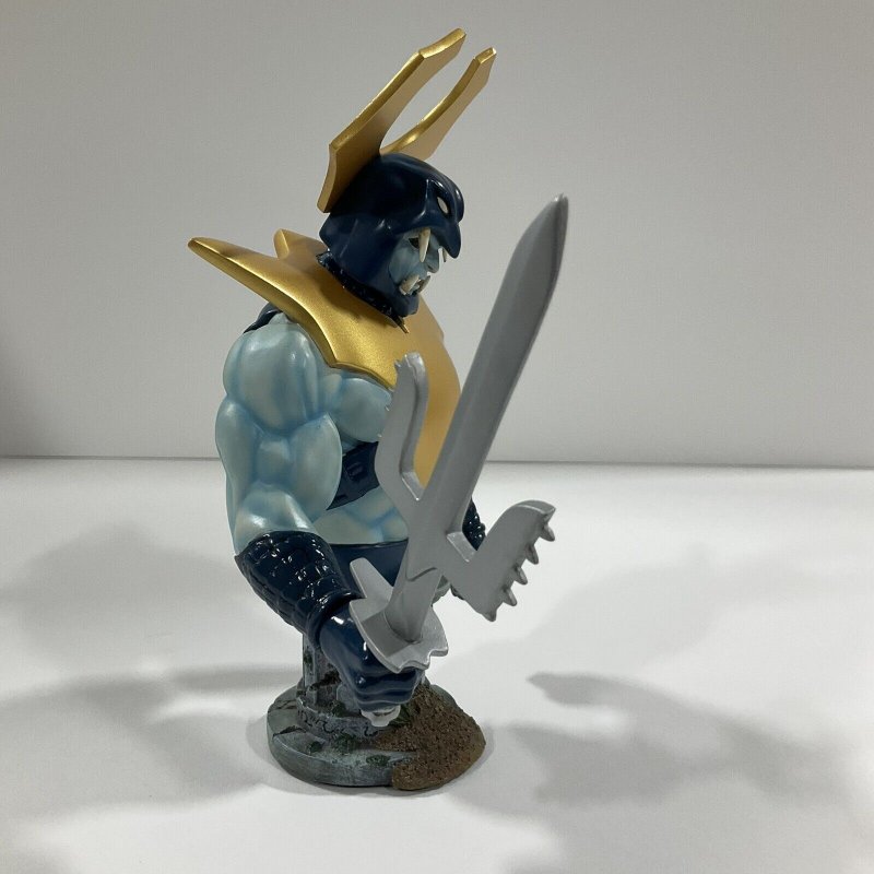 2006 Bowen Attuma Mini Bust 743/1500 NIB Professionally Displayed