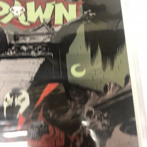 Spawn The 100th Issue (2000) # 100 • (NM/VF) • Mike Mignola • Image Comics