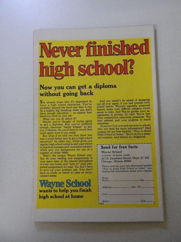 Captain Marvel #37 (1975) VF- condition