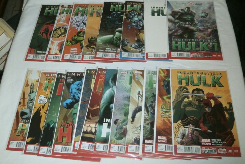 Indestructible Hulk #1,3-5,7-20; Hulk V3 #1-16 + Annuals Waid, comics lot of 37