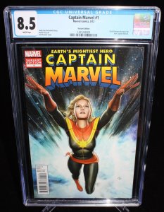 Captain Marvel #1 CGC (8.5) Carol Danvers Becomes Captain Marvel - 2012