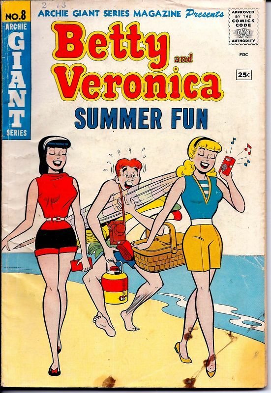 Archie Giant Series Magazine #8: Betty & Veronica!