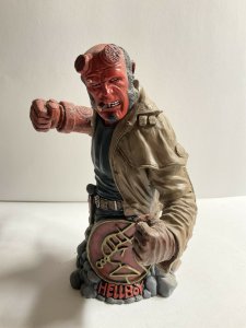 Hellboy 2004 Statue 8” Bust Model painted No Box HTF C. Elizardo Mignola