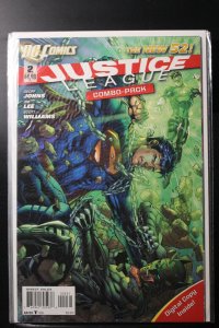 Justice League #2 Jim Lee / Scott Williams Cover Combo-Pack (2011)