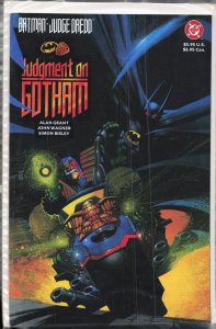Batman/Judge Dredd: Judgment on Gotham (1992) Judge Dredd