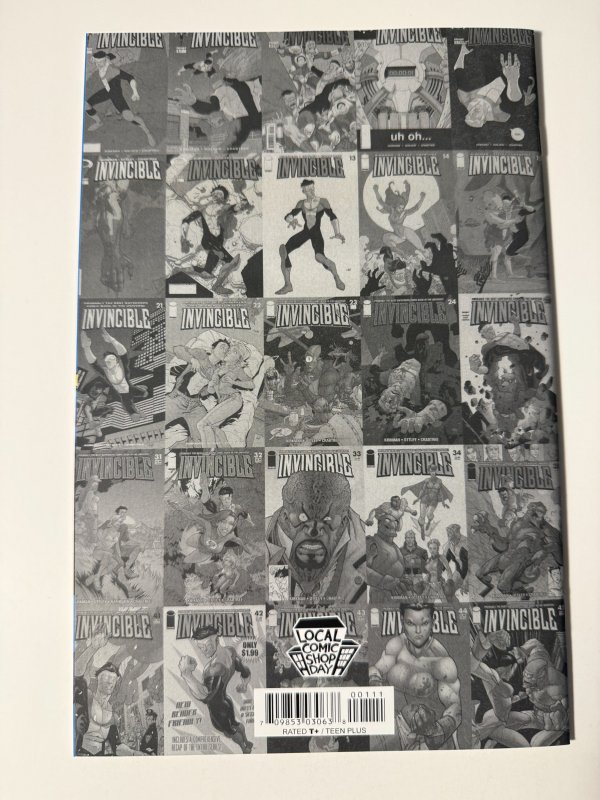 Invincible #1 Gold Foil Reprint Cover (2020)