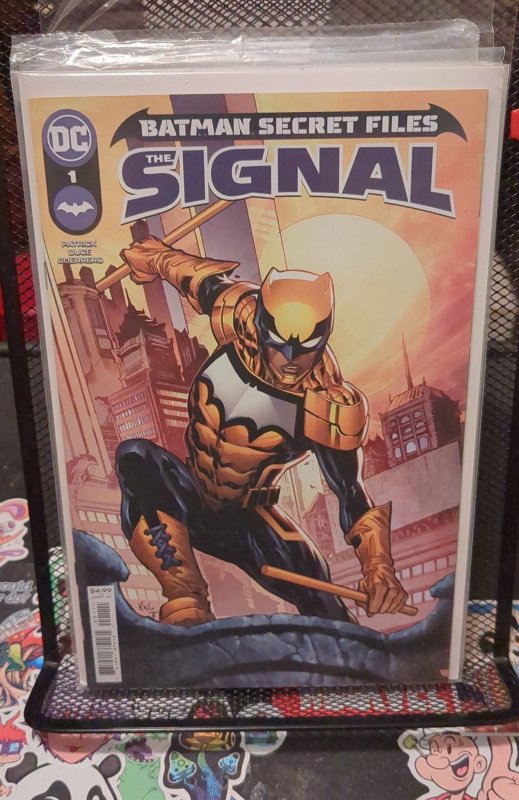 Batman Secret Files: The Signal (2021)