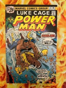 Power Man #31 (1976) - VF-