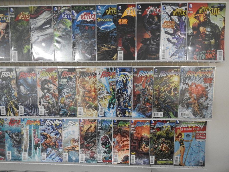 Huge Lot of 150+ Comics W/ Batman, Aquaman +More! Average VF- Condition!
