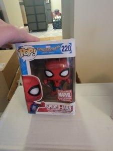 Marvel Collectors Corp Spider-Man Homecoming Funko Pop 220