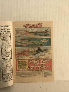 Flash #223 staring the green lantern