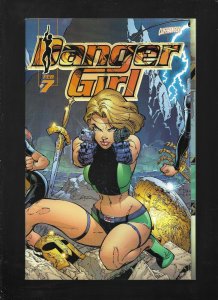 DANGER GIRL #7 - DANGEROUS WHEN WET! - (9.2) 2001