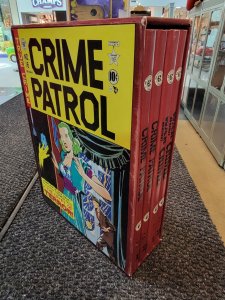 EC Comics Box Set / CRIME PATROL/WAR AGAINST CRIME / Russ Cochran / 4 Books NICE 