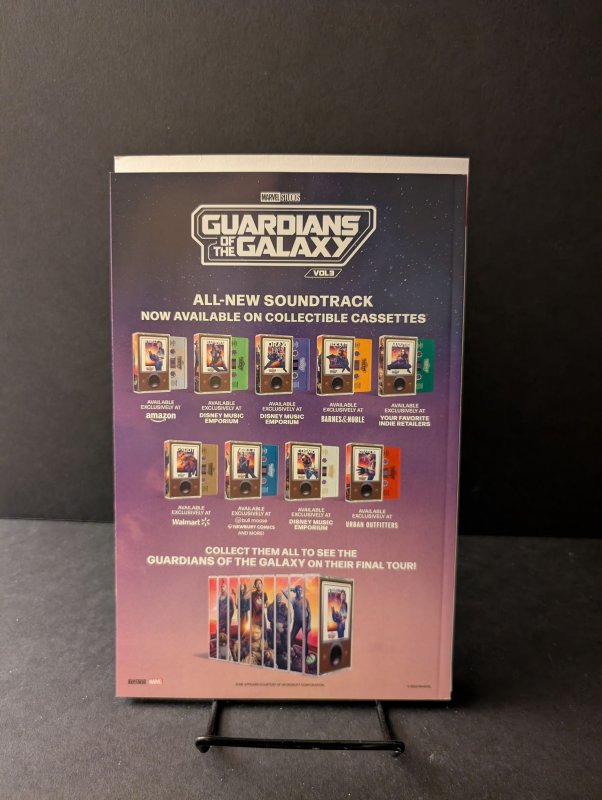 Spine-Tingling Spider-Man #0 Juan Ferreyra Cover (2023)