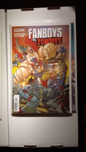 Fanboys vs. Zombies #19 (2013)