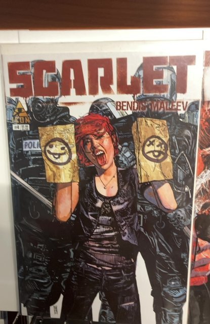 Scarlet #1 - 10 (2010)