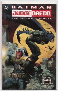 Batman/Judge Dredd: The Ultimate Riddle (1995) Judge Dredd