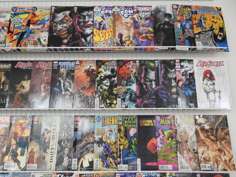 Huge Lot 180+ Comics W/ Venom, Spider-Man, Batman+ Avg VF+ Condition!