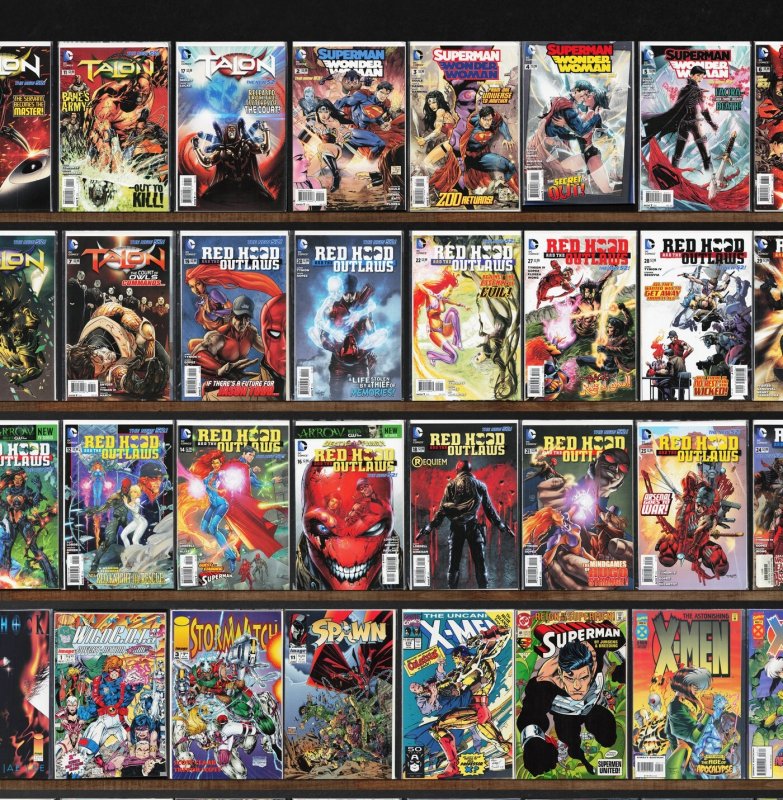 Huge Lot 150+ Comics with Superman/Wonder Woman, Talon, Red Robin & More!