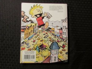 1988 The Essential CALVIN AND HOBBES Treasury SC FN+ 6.5 Andrews McMeel 256pgs