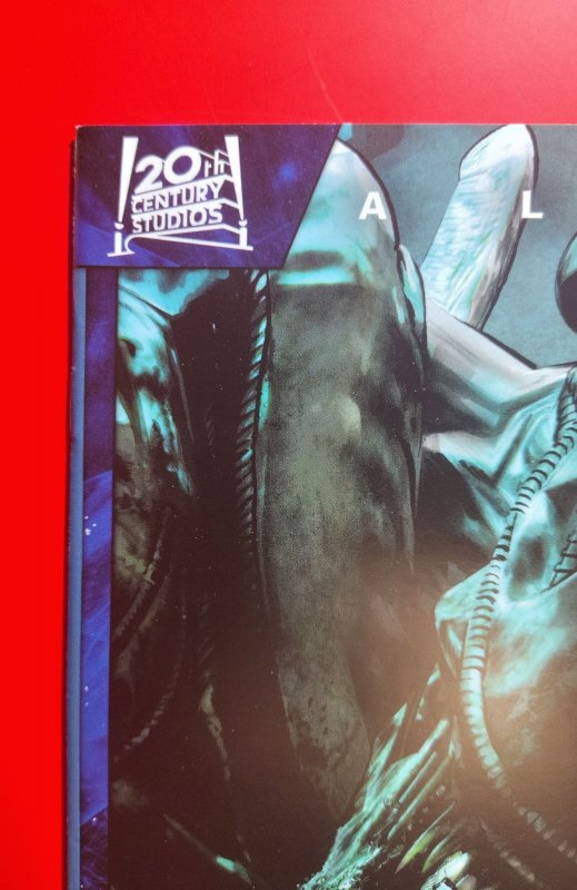 Alien #1 Mayhew Cover (2024) 1:25 20th Century