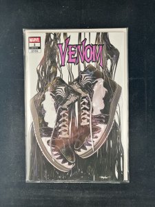 VENOM #1 MAYHEW SNEAKER HEAD VARIANT