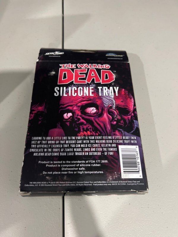 The Walking Dead Silicone Tray - NEW SEALED