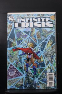 Infinite Crisis #2 George Pérez Cover (2006)