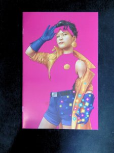 Uncanny X-Men #1C  MARVEL Comics 2024 VF+  Christopher Variant