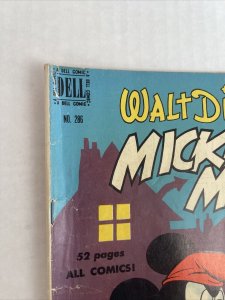 Four Color #286 Walt Disney’s Mickey Mouse And The Uninvited Guest ￼