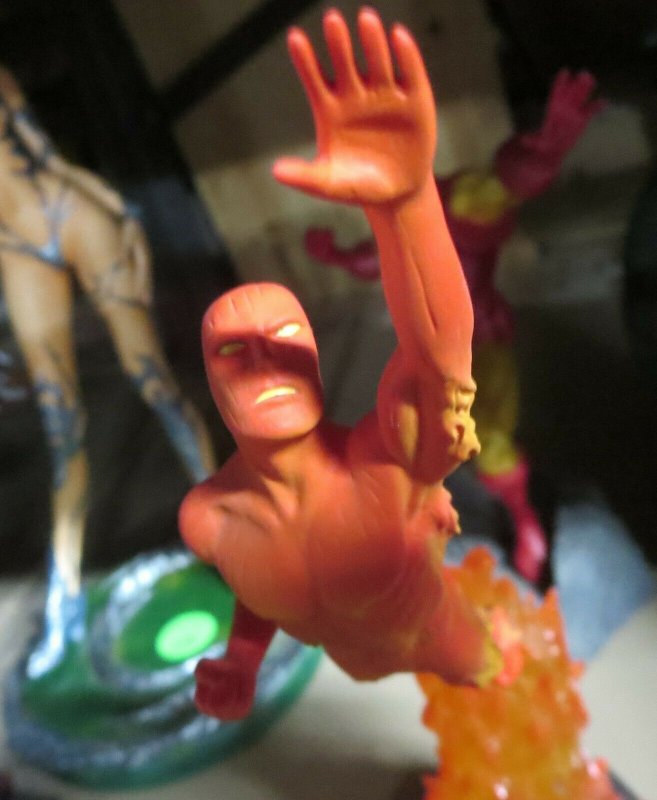 THE HUMAN TORCH by Bowen designs STATUE! #674/4000 NO BOX! Fantastic Four