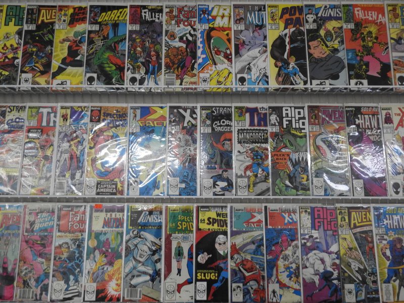 Huge Lot 140+ Comics W/ Silver Surfer, Avengers, Daredevil+ Avg VF- Condition!!