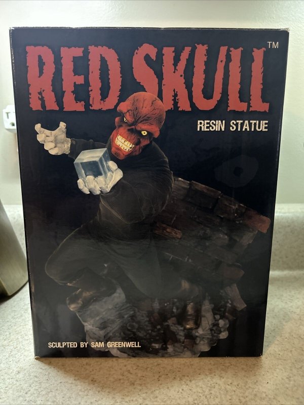 MARVEL RED SKULL STATUE BY SAM GREENWELL DIAMOND SELECT L/E 7500