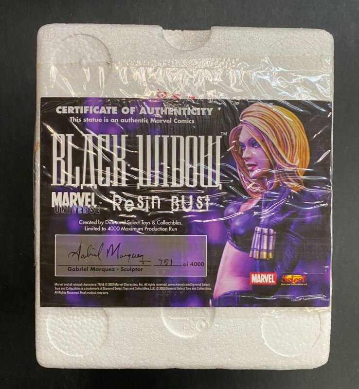 Black Widow Resin Bust Gabriel Marquez Marvel Universe w/ Box