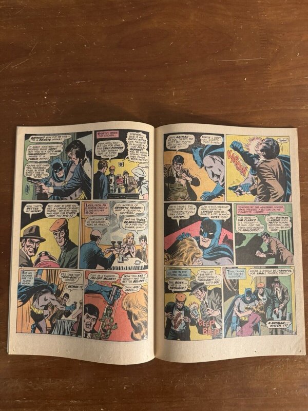 Detective Comics 391 (DC 1969) [FN] “The Gal Most Likely To Be: Batman’s Widow!”