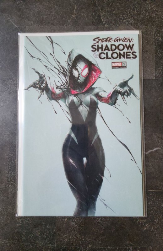 SPIDER GWEN SHADOW CLONES #1 IVAN TAO TRADE VARIANT COVER LTD 1000