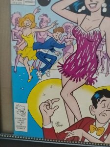 Veronica #29 ORIGINAL Vintage 1993 Archie Comics GGA Good Girl Art  Vf/NM. Nw178